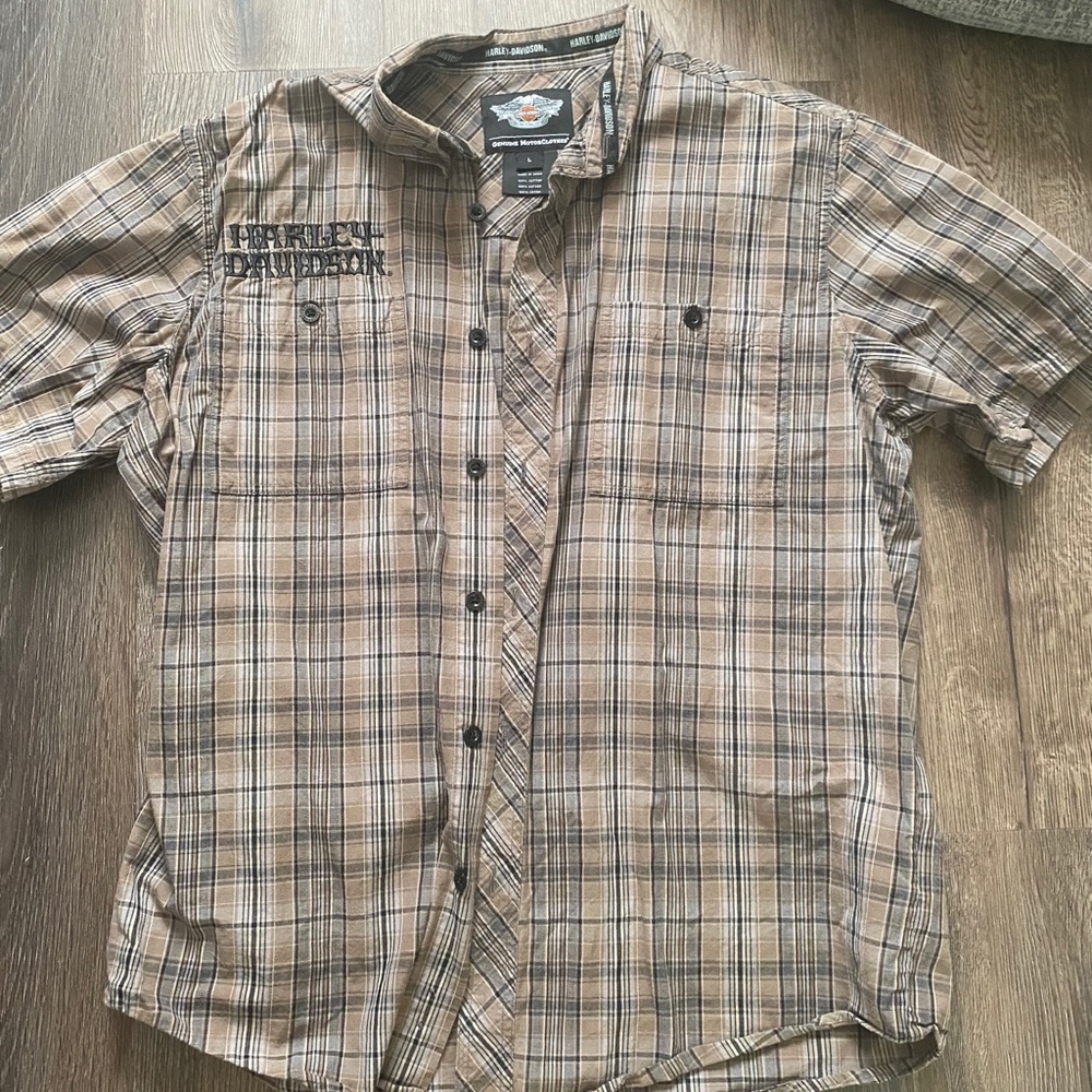 Harley Davidson large short sleeve top
